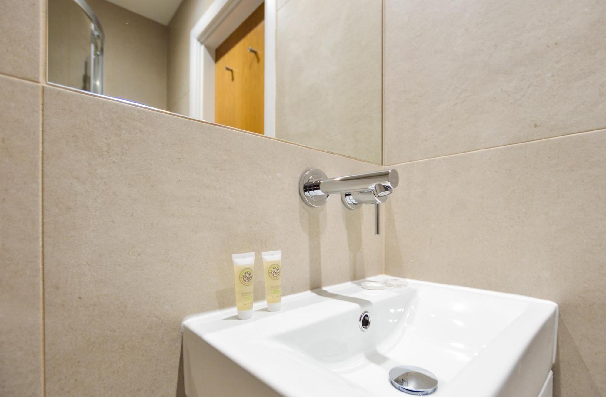 Queensborough Terrace Serviced Apartments By Concept Apartments Londra Exterior foto